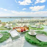 Amazing Sea View 5 Min From Apartment