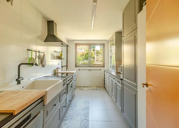 Amazing Sea View 5 Min From Apartment