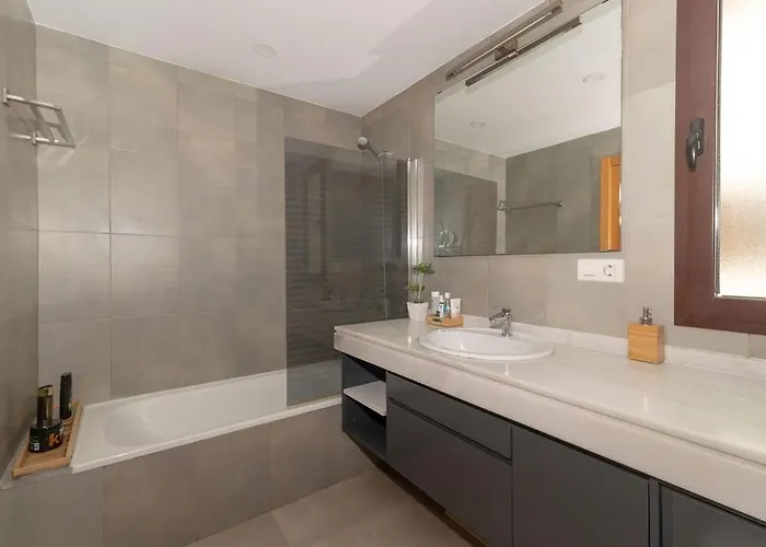 Amazing Sea View 5 Min From *